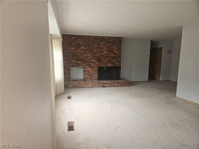 Photo - 7010 Carriage Hill Dr Unit 201