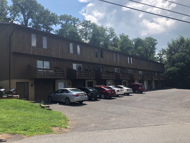 2 Bedroom/2 Bath Townhouse near Stadium - ... - 2 Bedroom/2 Bath Townhouse near Stadium - ...