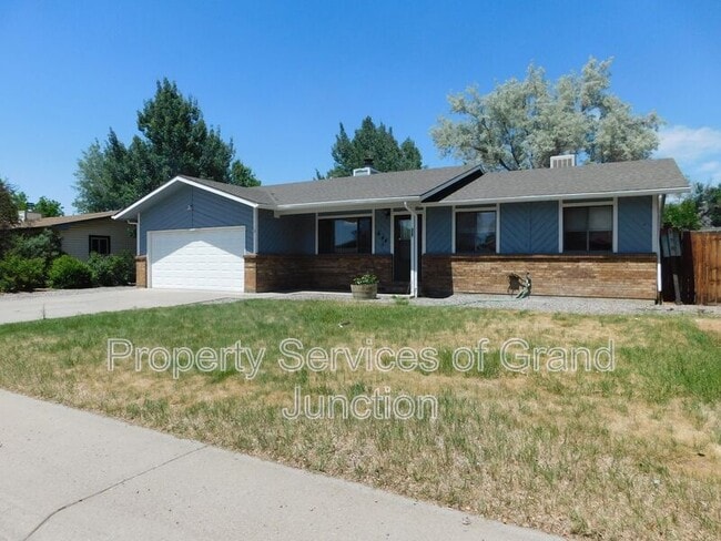 Building Photo - 644 Starlight Dr