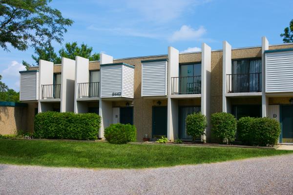 Whitewood Apartments For Rent In Twinsburg Oh Forrent Photo Whitewood Apartments