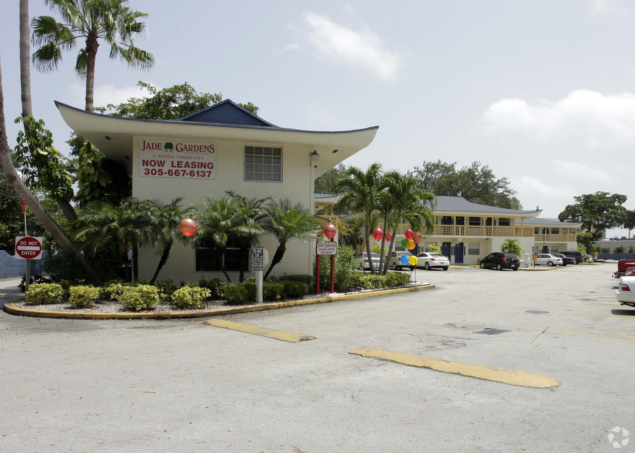 Jade Gardens - Jade Gardens Apartments