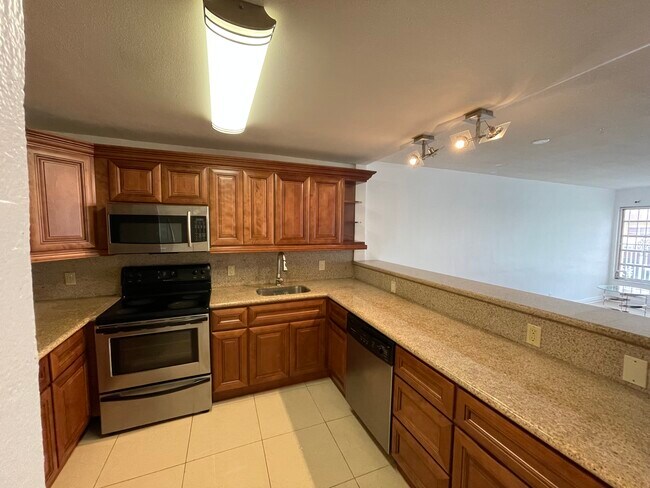 Photo - 1460 NE 169th St Unit 110