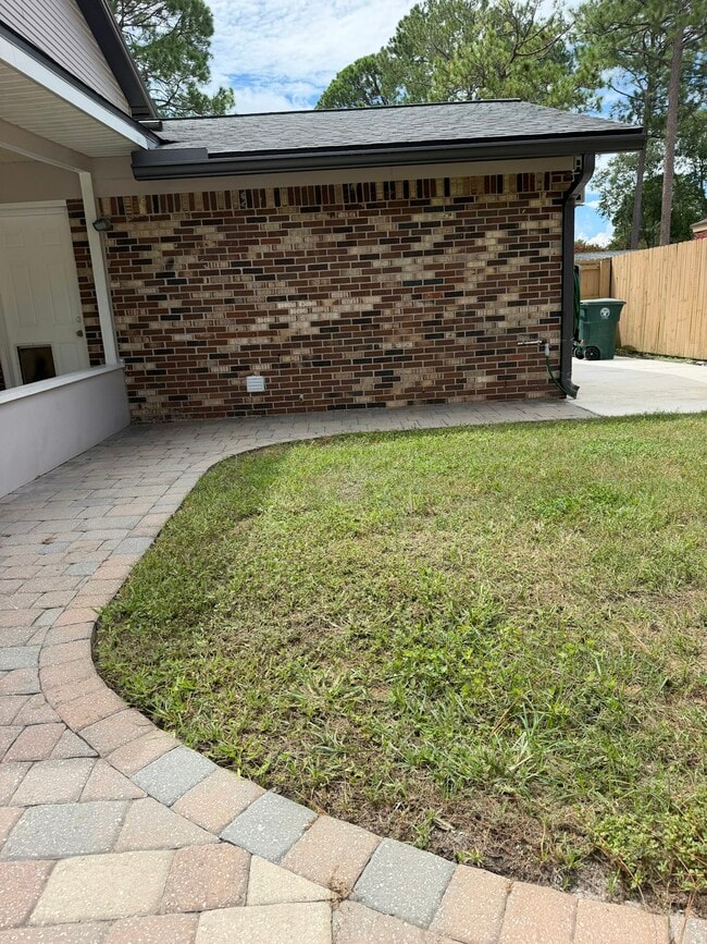 Photo - 4123 Lazy Hollow Ln N