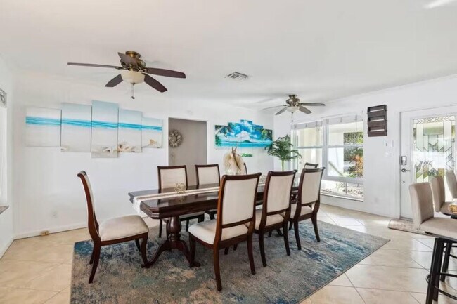 Photo - 1925 NE 29th Ct