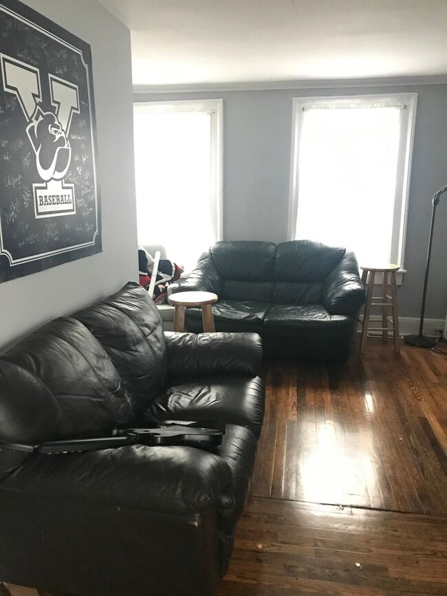 Photo - 67 Edgewood Ave Unit House