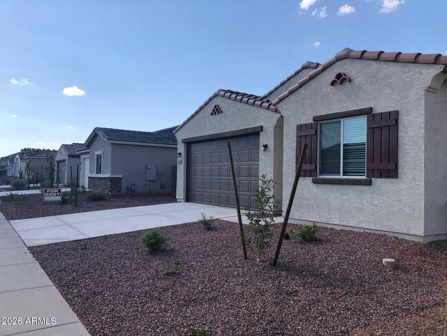 162 W Seven Seas Dr