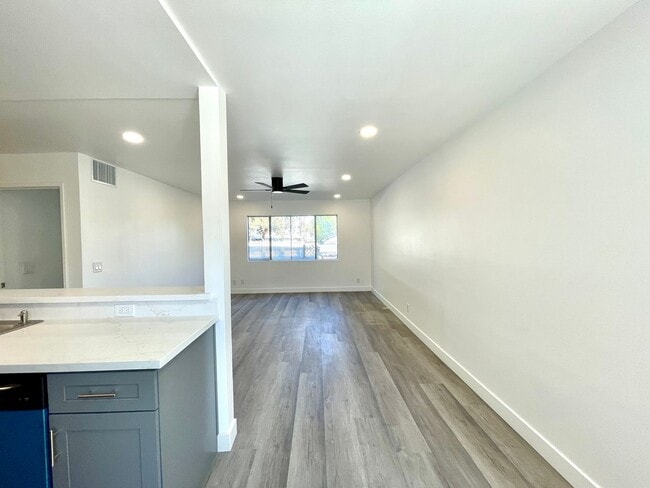 Photo - Modern 1-Bedroom Apartment in Gated Van Nu... Unit 8