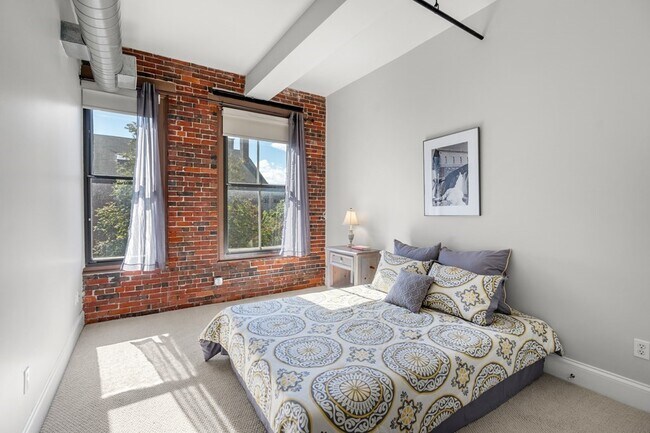 Photo - 61 Market St Unit 3A