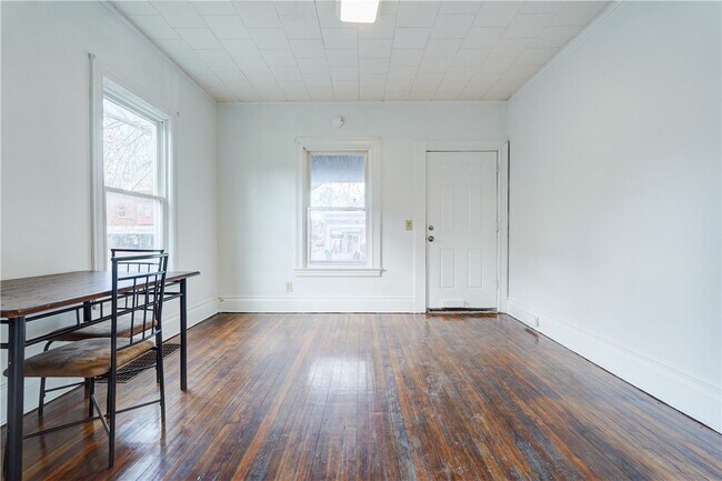 Photo - 459 Parsells Ave