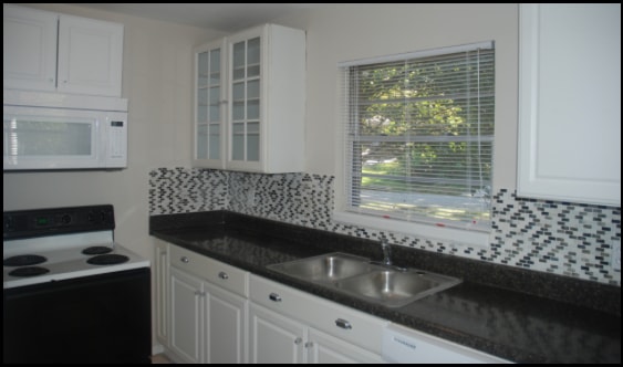 Photo - 2038 Dellwood Place