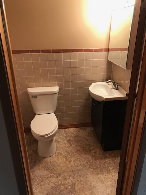 Photo - 1004 N Bruns Ln