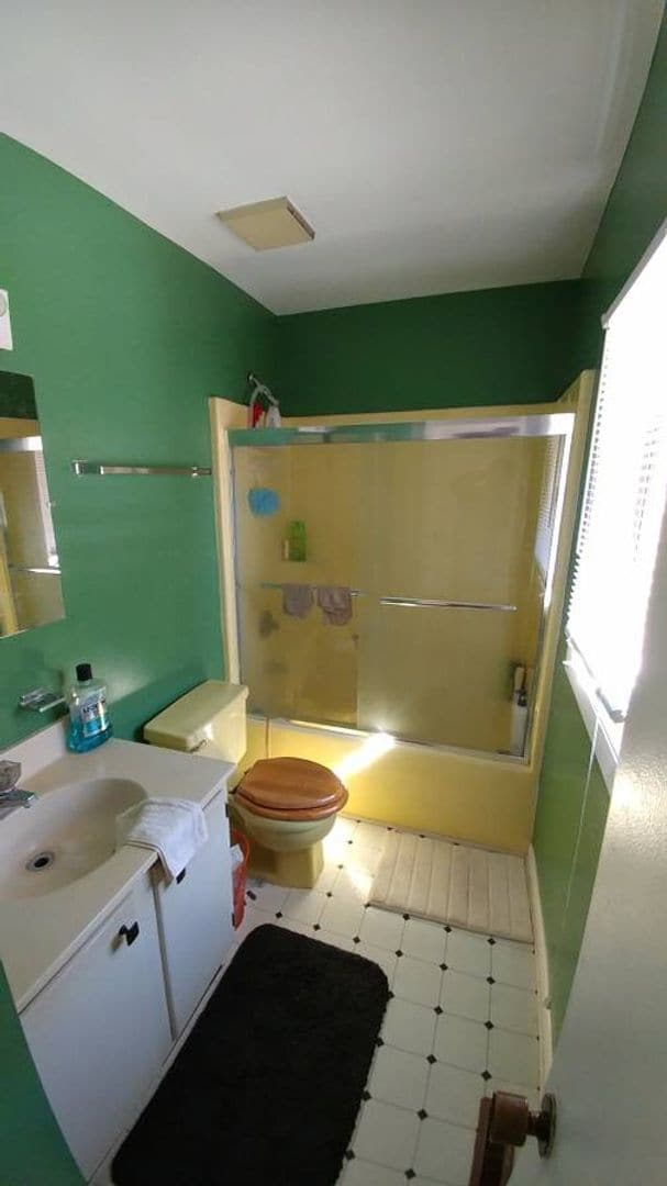 Photo - 3 Bed Townhome in Shenandoah Neighborhood ...