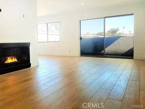 Building Photo - 811 6th Ct Unit 208 Rental