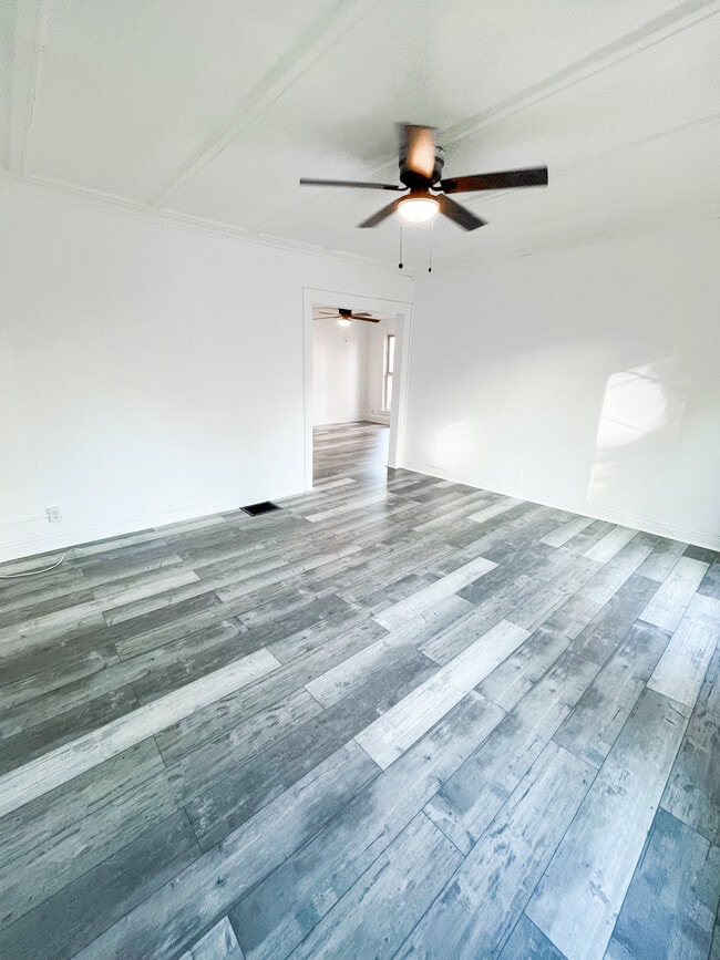 Photo - 512 Stone St