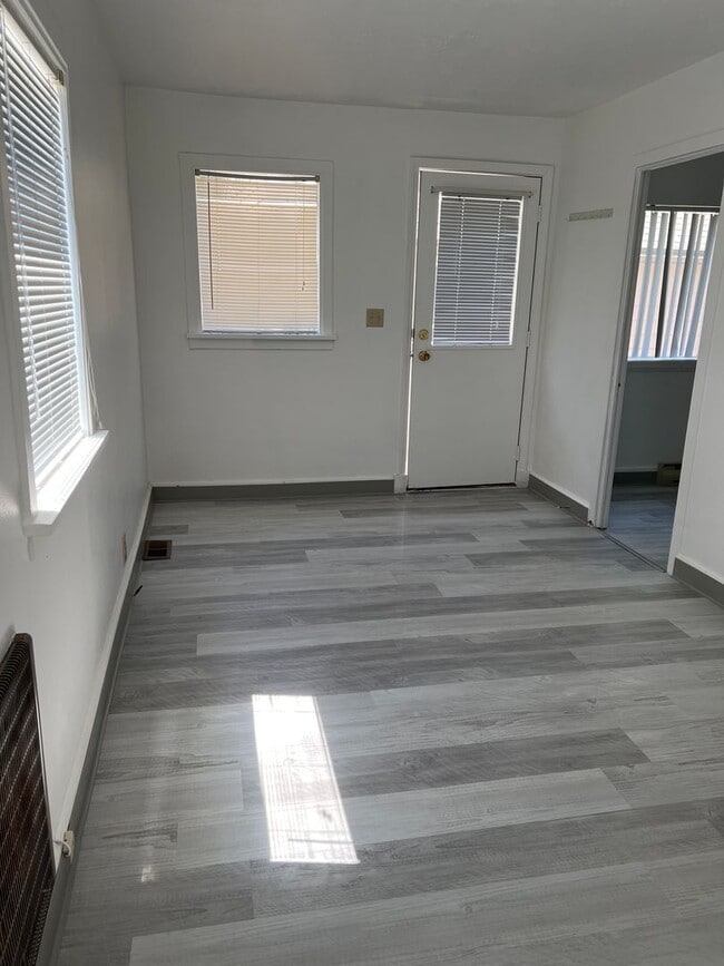 Photo - 1120-1130 NE Shaw Street Unidad 1130