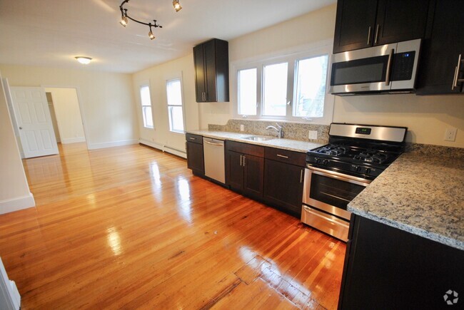 Building Photo - 15 Taylor St Unit 1 Rental