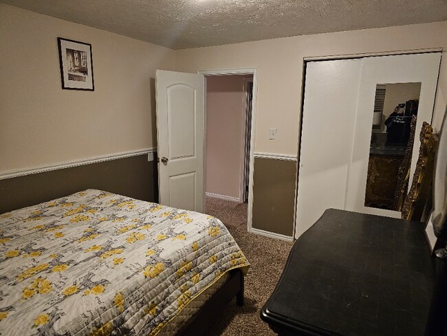 Photo - 1554 W 6785 S