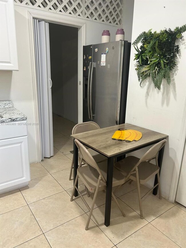 Photo - 2911 Buttonwood Ave Unidad 0