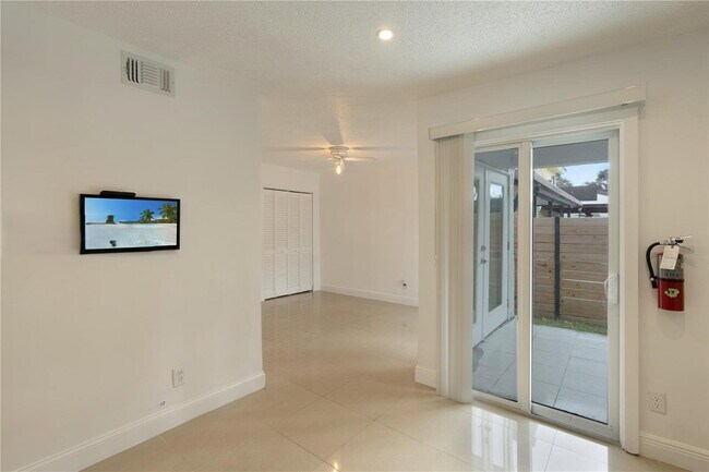 Photo - 9587 SW 148th Ave Cir E