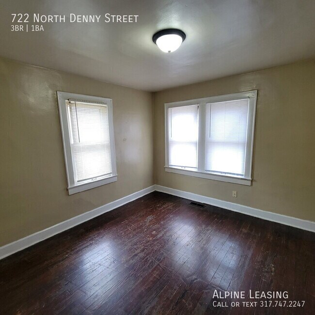 Photo - 722 N Denny St