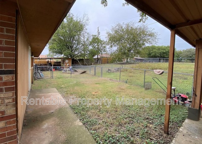 Photo - 109 Arrowhead St Unidad A Rental