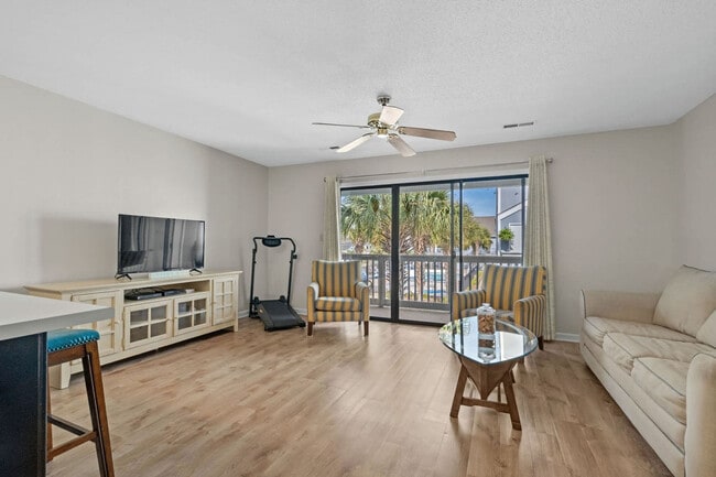 Photo - 76 S Reindeer Rd Unidad ID1459978P