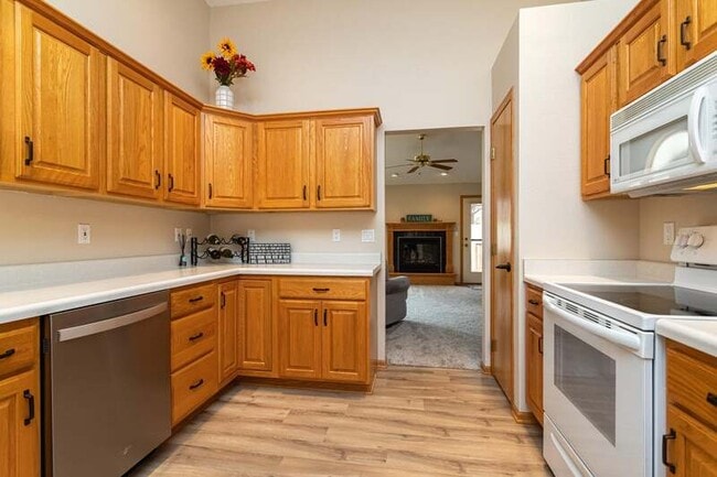 3309 Polaris Dr