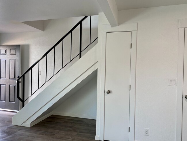 Photo - 835 Lakeside Dr Unit 1