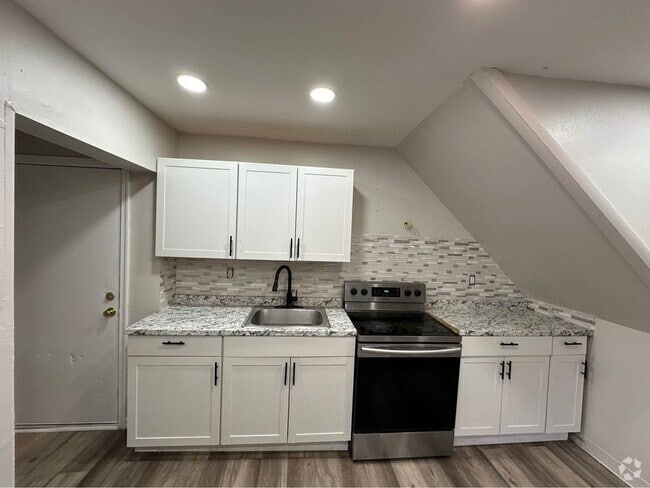 Building Photo - 478 N Pennsylvania Ave Unit 2 Rental