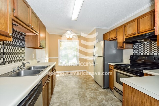 Photo - 21 Harrington Ct