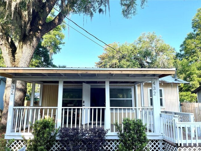 Building Photo - 432 SE 15th St Rental
