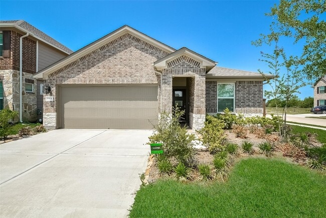 Building Photo - 4431 Silvergrass Ln Rental
