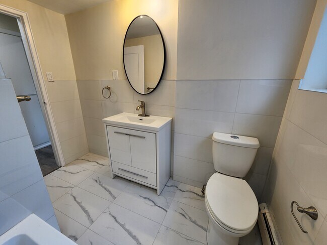 Photo - 2 Normandy Dr