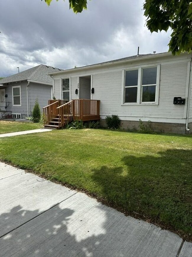 Building Photo - 343 S 4th Ave Unit 2