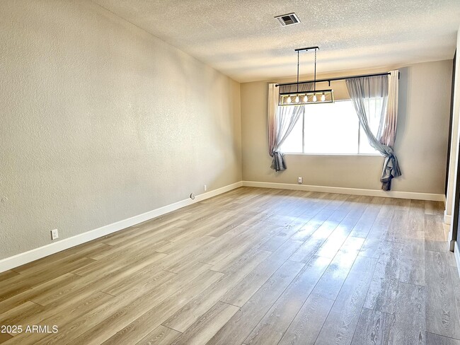 Photo - 7126 W Columbine Dr