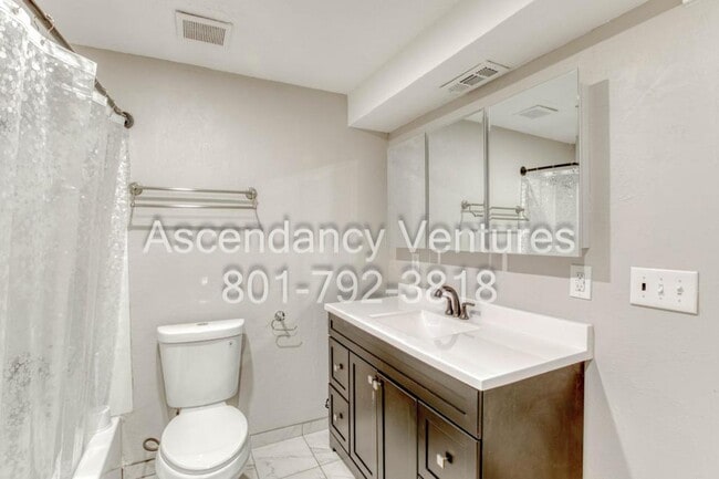 Photo - 171 Calais Ln