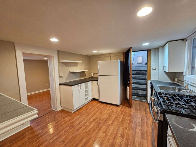 Photo - 366 N Washington St