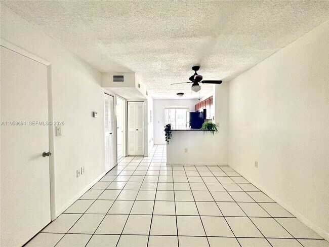 Photo - 2575 SW 27th Ave Unit 509