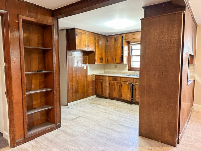 Photo - 1000 Garringer Pl