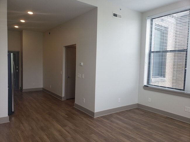 Photo - Lafayette 500