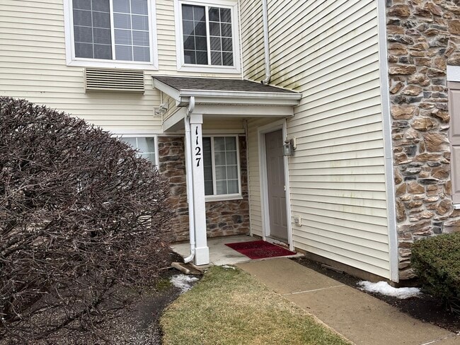 Photo - 1127 Silverstone Dr Unit 1127