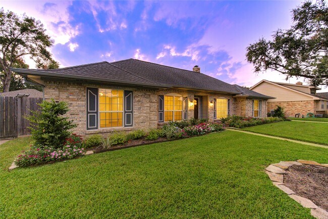 Photo - 2523 Anniston Dr