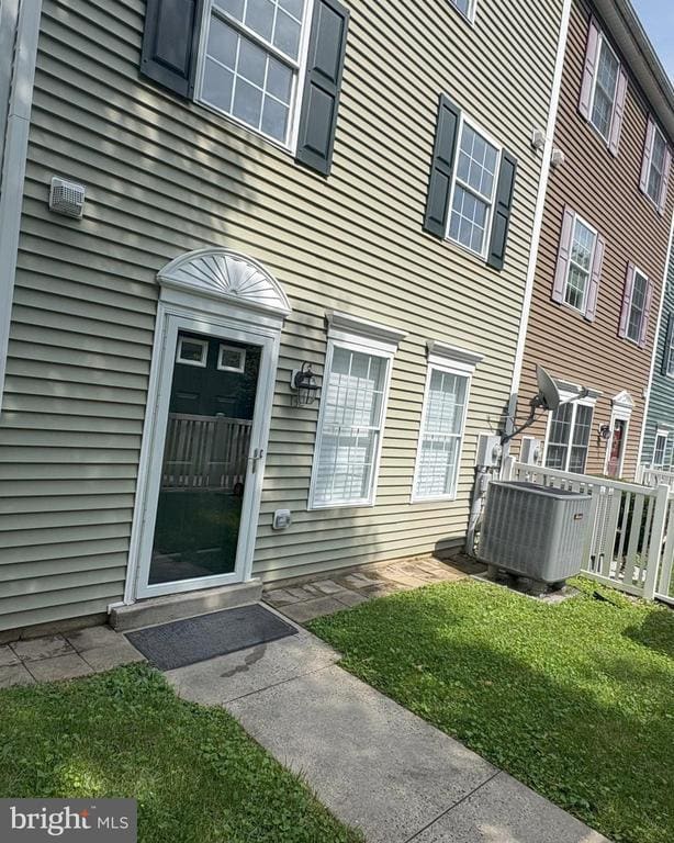 Building Photo - 132 N Altamont Ave Rental