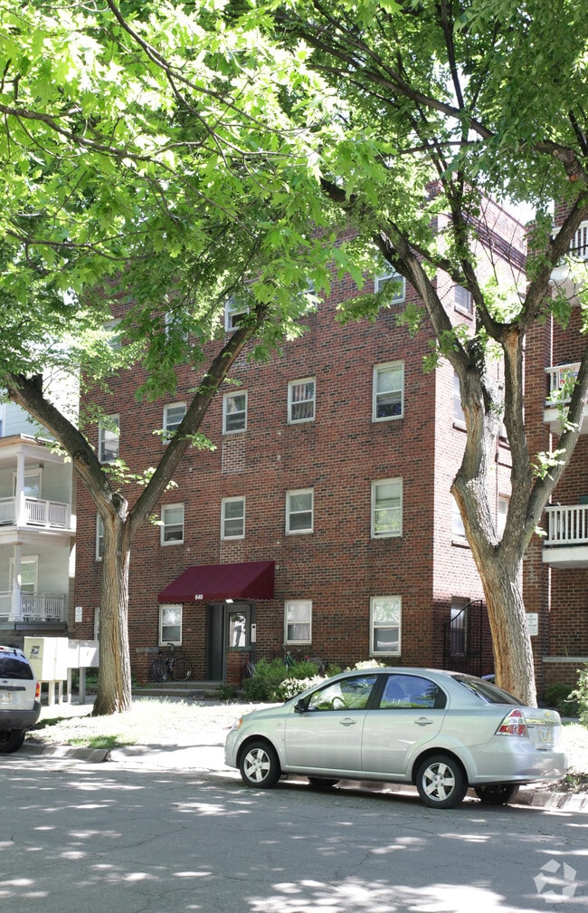 640 S 12th - 12H Apartments