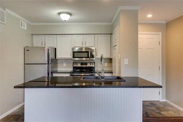 Photo - 8888 Tallwood Unit 2207