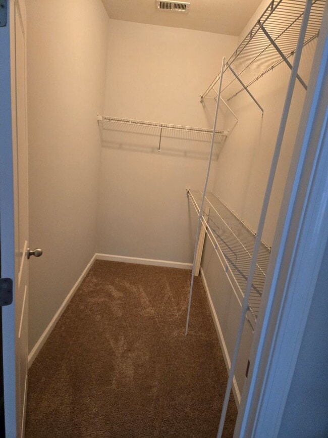 Photo - Beautiful 3 bedroom available