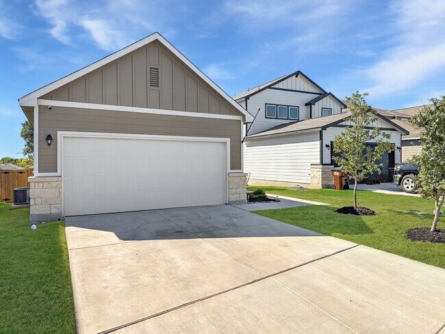 Photo - 14630 Emerio Dr
