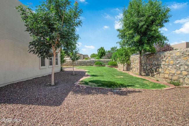 Photo - 5648 Valley Oak Dr