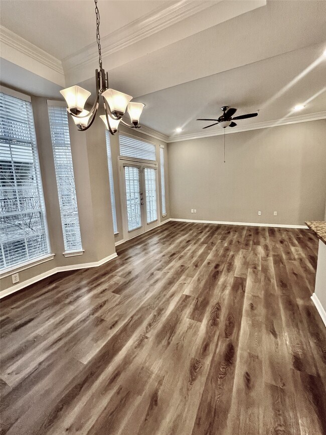 Photo - 5353 Memorial Dr Unidad 3066