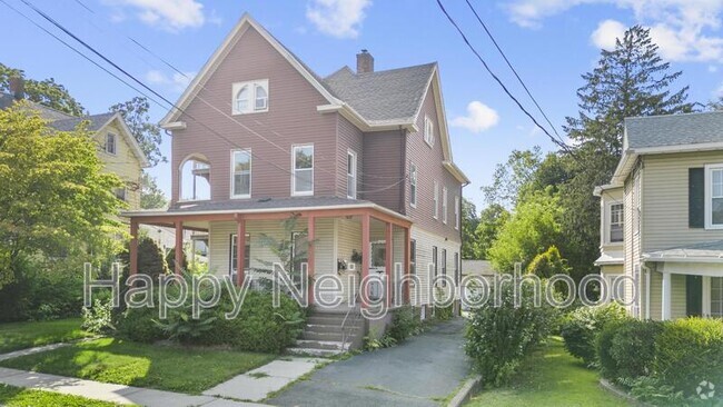 Building Photo - 183 Elm St Rental